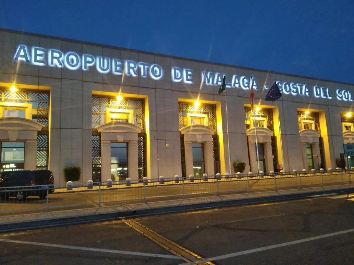Welcome Hostel Малага